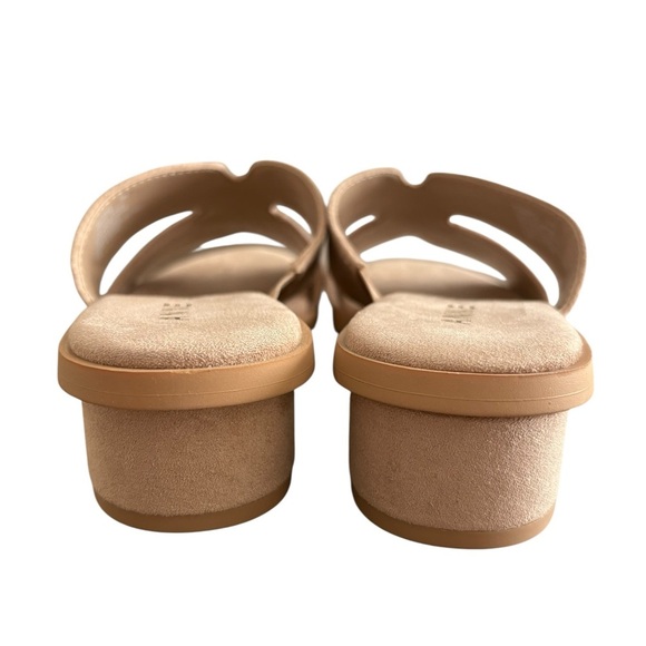 Anne Klein Women's Beige Slide Sandals NWOT in OG Box - Picture 2 of 5